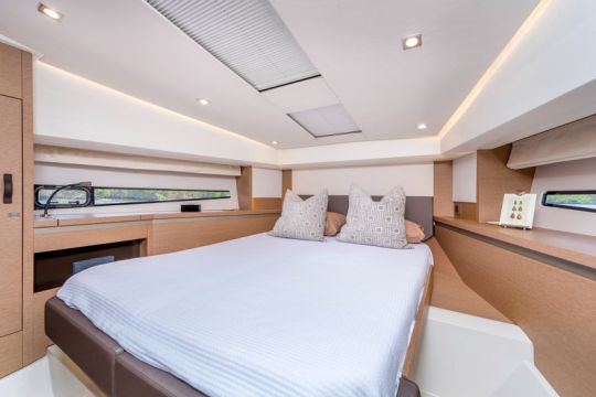 Prestige 460