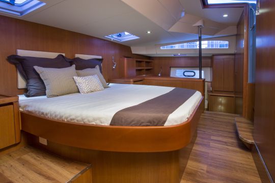 Essai Aquila 44