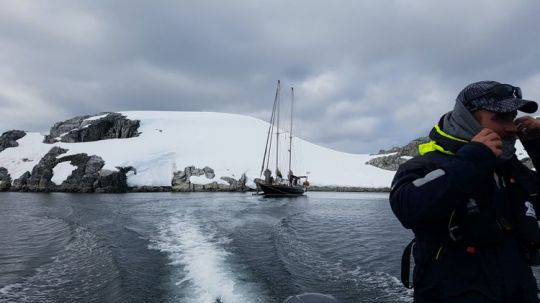 Nous quittons le bord.