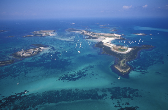 Les Glénan, un chapelet d'îles, de rochers et de plages de sable blanc 