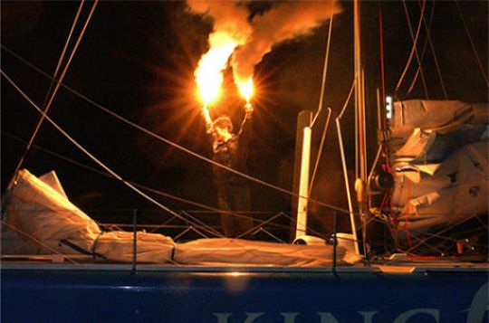 Arrivée victorieuse d'Ellen sur la Route du Rhum 2002