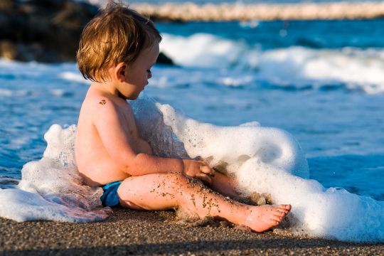 Dangereuse pour les installations, la vague d'étrave l'est d'autant plus pour les personnes