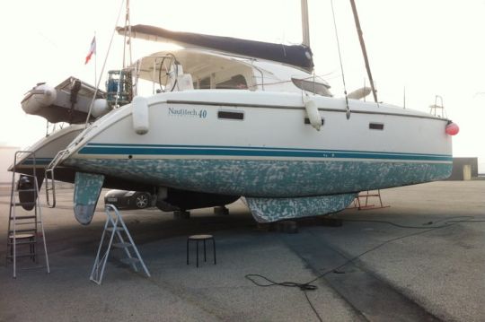 Le Nautitech 40 Lagon Bleu