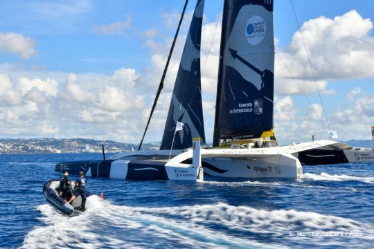 Arrivée du Maxi Edmond de Rothschild 