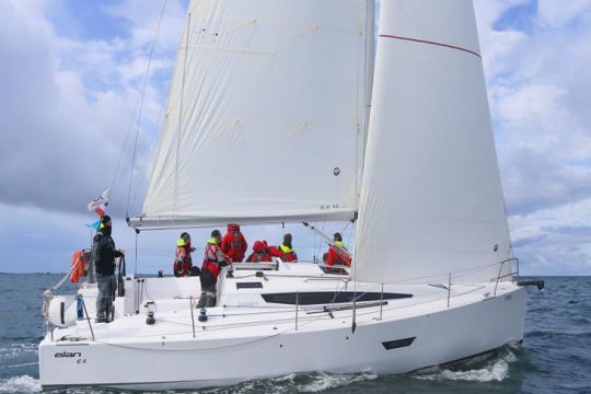 Les Glénans, un classique de la formation à la voile