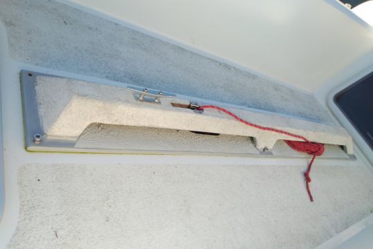 Cale-pied de fond de cockpit