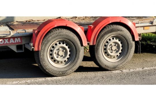 Pourquoi ne pas déposer les roues ? (Photo : Olivier Tourchon)