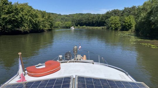 Navigation sur la Petite Saone au Sud de Savoyeux (Photo : FX Ricardou)