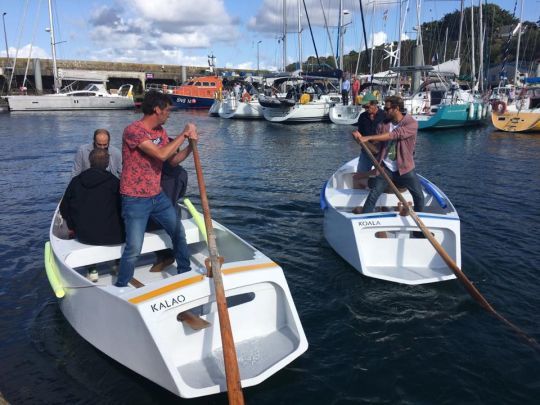 Nouvelle génération de godilles mises à l'eau pour le Championnat du monde de godille © No Fédération de godilles