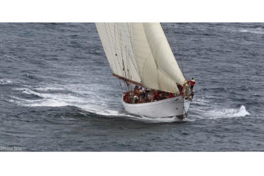 Faire inspectersa voile en début de saison est une précaution peu couteuse mais bien utile !  