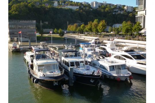 La halte nautique de la Confluence, à Lyon (Photo : Philippe Costeur)