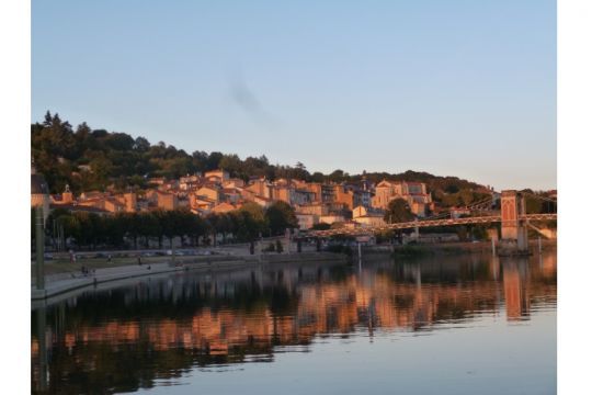 Trévoux, ancienne capitale mondiale de la tréfilerie d'or (Photo : Philippe Costeur)