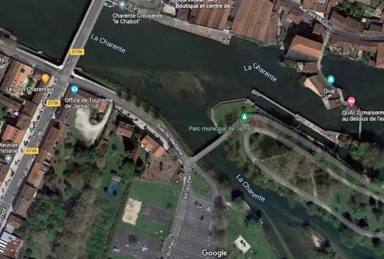 Une vue satellite permet de visualiser les haut-fonds