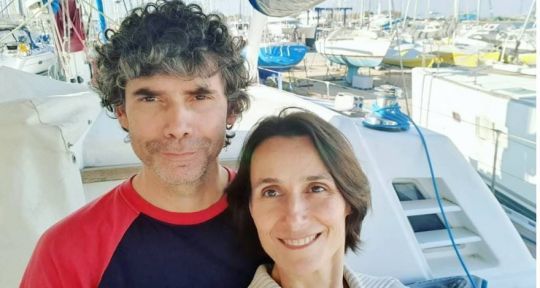 Marion et Yvan, à bord de leur catamaran