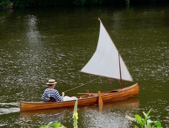 Une embarcation tout droit sortie d'un tableau impressionniste