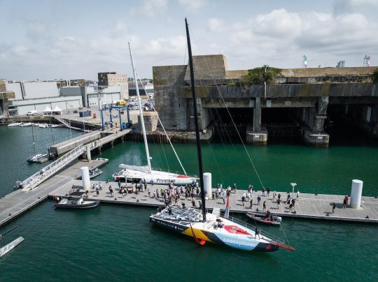 Malizia - Seaexplorer et son roof couverts de panneaux solaires
