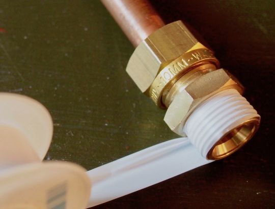 Le ruban Teflon pour parfaire l'étanchéité