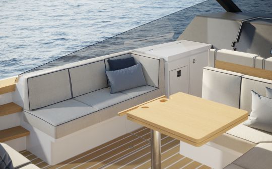Grand sofa et petite cuisine