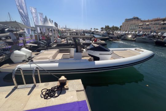 L'Inagua S, premier modèle de semi-rigide pour Rio Yachts