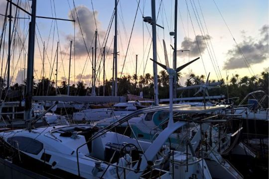 Une nouvelle journée de travail qui commence sur le chantier ©Julie Leveugle