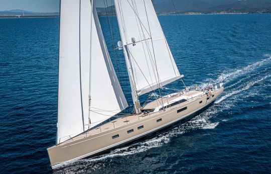 Le Swan 120