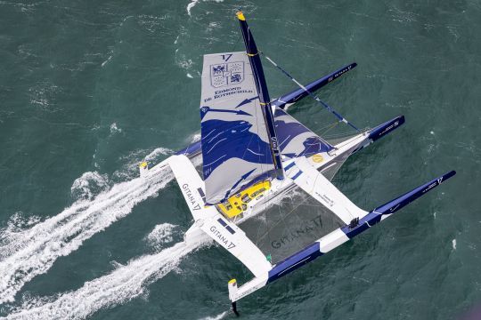 Le Maxi Edmond de Rotschild, détenteur de record de course © Carlo Borlenghi/Rolex