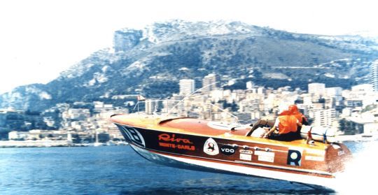 L'Aquarama Zoom