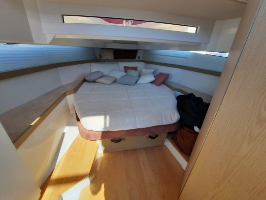 La cabine avant du Seawalker 35