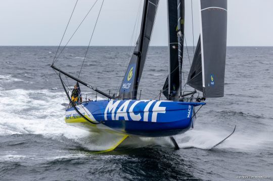 La seconde version de foils de l'<a onclick=