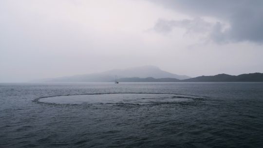 Fort courant dans le sound de Jura