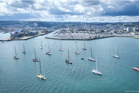 Zone de mouillage dans le port de Cherbourg-en-Cotentin @Armel Vrac / Association Arrivée Fastnet