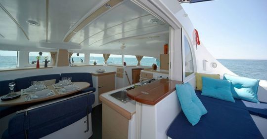 Le carré du Lagoon 380