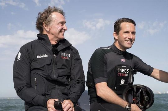 Sir Ben Ainslie, à droite ©Ineos