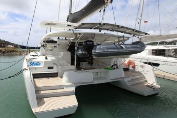 Il Lagoon 42 Stella è stato trovato alla deriva. Si sta cercando attivamente l'equipaggio.