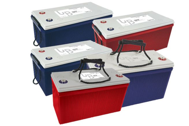 In rosso le batterie AGM, in blu le batterie al gel