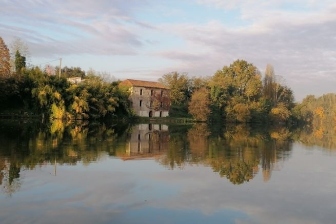 Il Lot aval, un fiume tranquillo nel sud-ovest della Francia