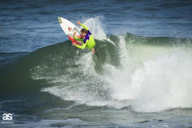 L'Oakley Surf Shop Challenge Europe vinto dal team basco Pukas Surf Shop