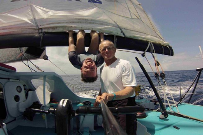 Barcellona World Race - Cheminées Poujoulat in testa, Neutrogena in seguito