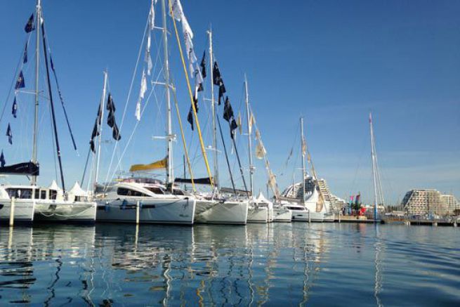 I catamarani a motore stanno entrando in vigore!