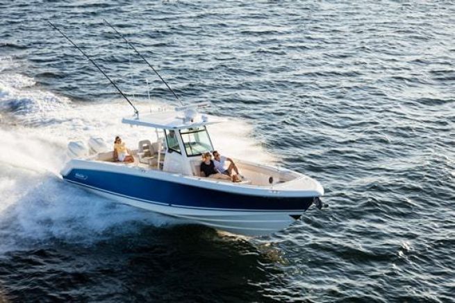 Boston Whaler 330 Oltraggio