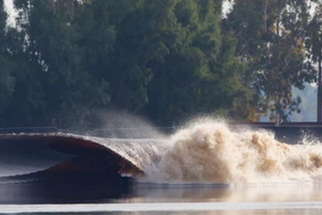 L'onda artificiale di Kelly Slater