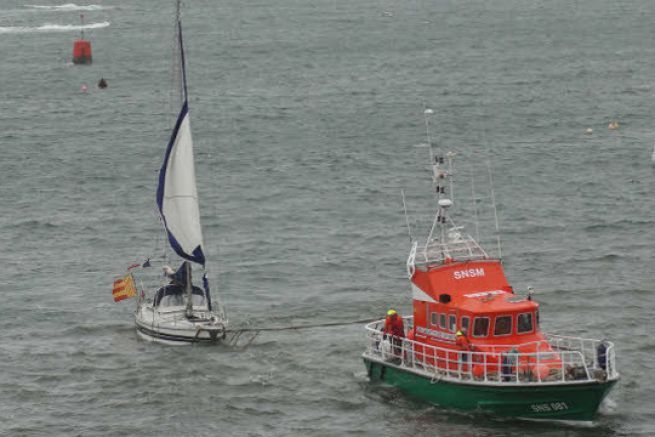 Essere rimorchiati in mare non è gratis!