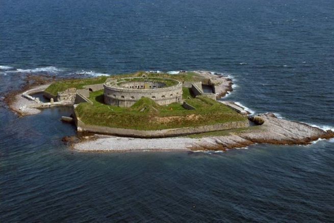 L'isola offshore di Saint-Marcouf