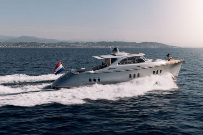 Zeelander Z55, moderno, ma così retrò Lo Zeelander Z55, nuovo 2017/2018 del cantiere Zeelander Yachts Shipyard