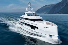 Home, superyacht ibrido del cantiere olandese Heesen Yachts