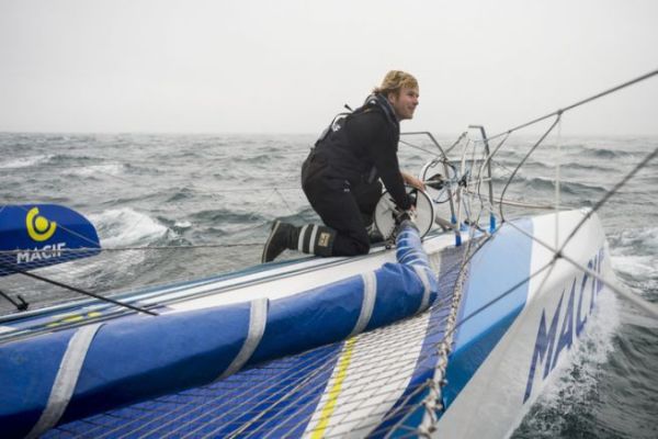 Il giro del mondo in solitaria: Franois Gabart stabilisce il record per la traversata del Pacifico