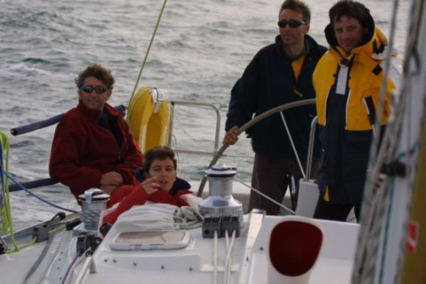 Navigare senza rompere gli argini: scuole di vela