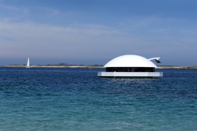 Anthnea, una zuppa bagnata davanti alla spiaggia