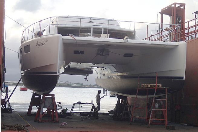 Trasformazione di un catamarano in un peschereccio a strascico: la scelta delle eliche