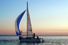 Fare un buon viso in una regata con una barca a vela poco a buon mercato,  possibile!